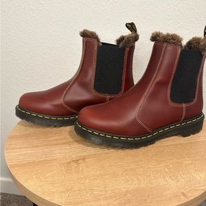 NWOT Dr. Martens Leonore Faux Fur Chelsea Boots